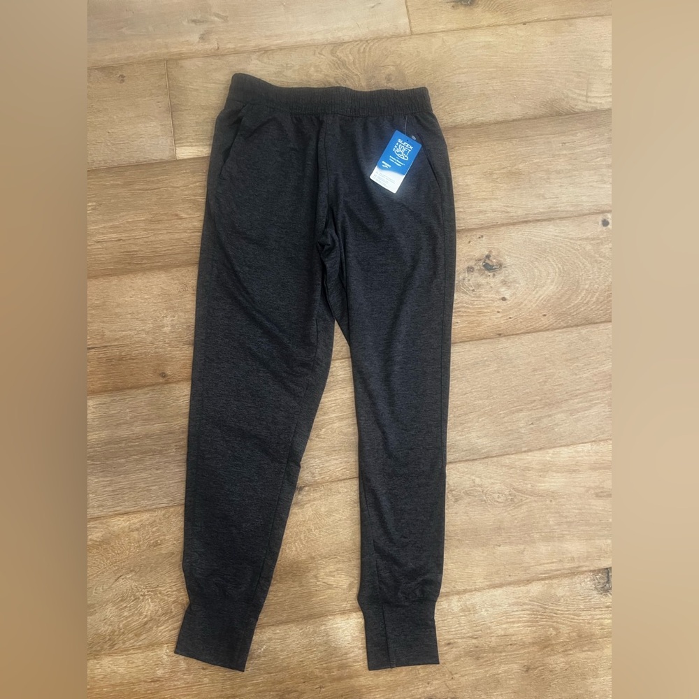 NWT - Brooks unisex luxe joggers